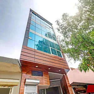 https://oyo-82107-vivaan-residency.top-gurgaonhotels.com