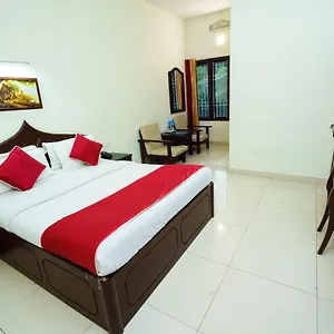 https://highrange-inn.hotels-munnar.com