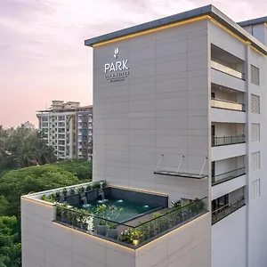 Hotel Park & By Radisson East